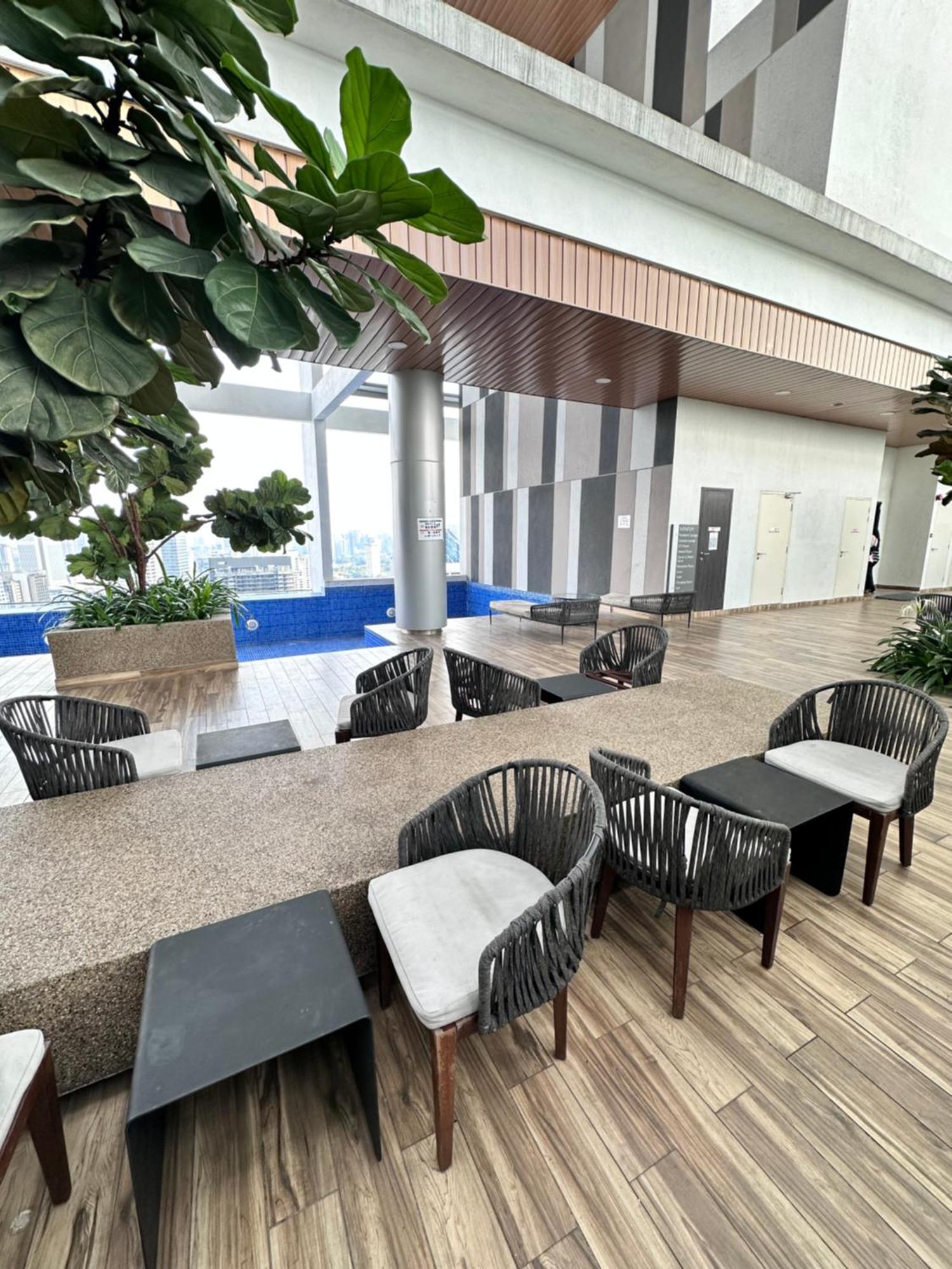 The Luxe Infinitum Klcc By Kl Malaysia Apartment Kuala Lumpur Exterior photo